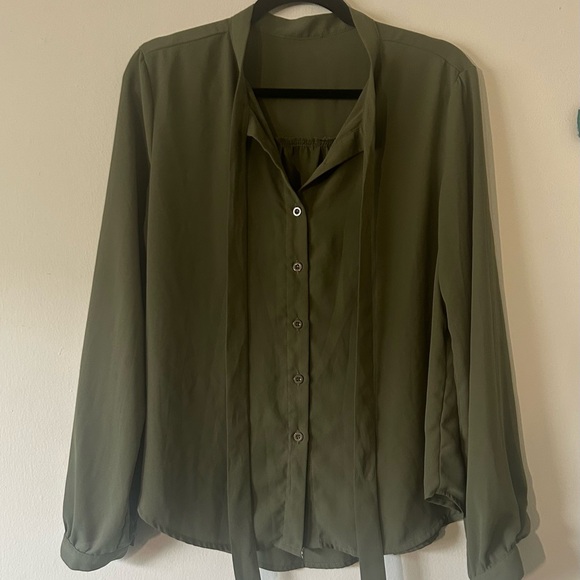 H&M Khaki Tie-Neck Blouse - Picture 2 of 3